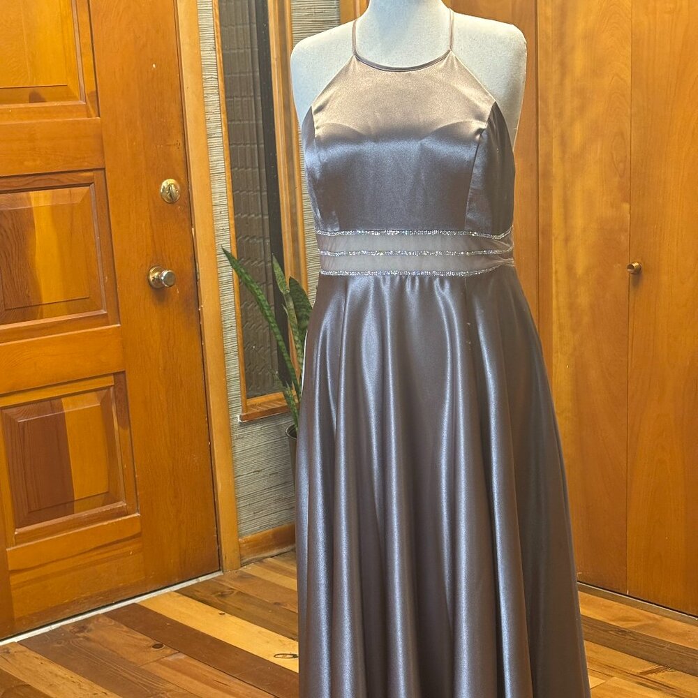 Jules & Cleo Evening Gown Size 18